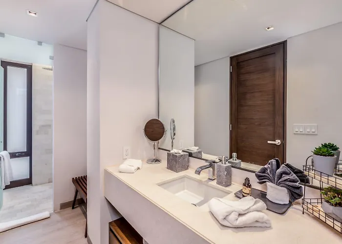 2 Bedroom Cabo Marina Walk To & Private Jacuzzi Hébergement de vacances