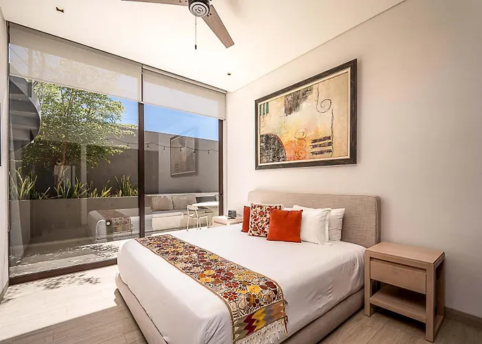 2 Bedroom Cabo Marina Walk To & Private Jacuzzi * Cabo San Lucas